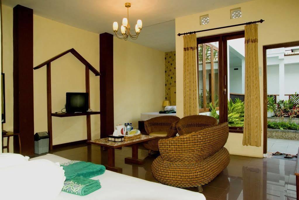 Family Hotel Gradia 2 Batu  Exterior foto